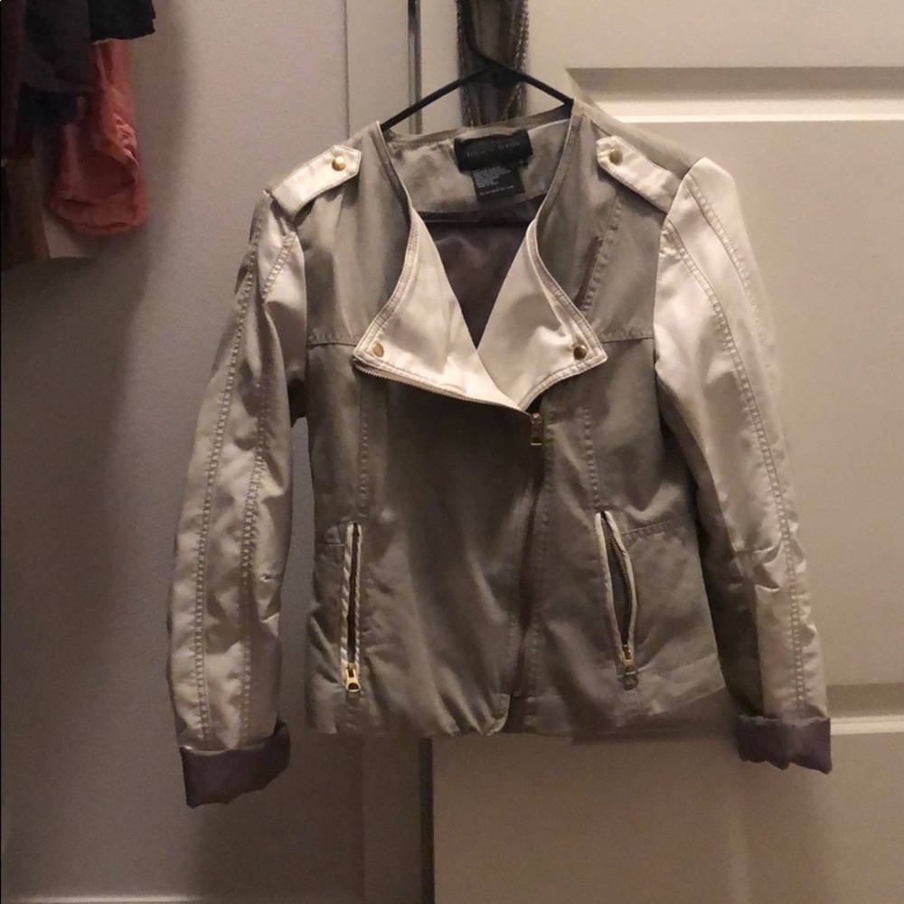 Light jacket- cream and taupe colored
